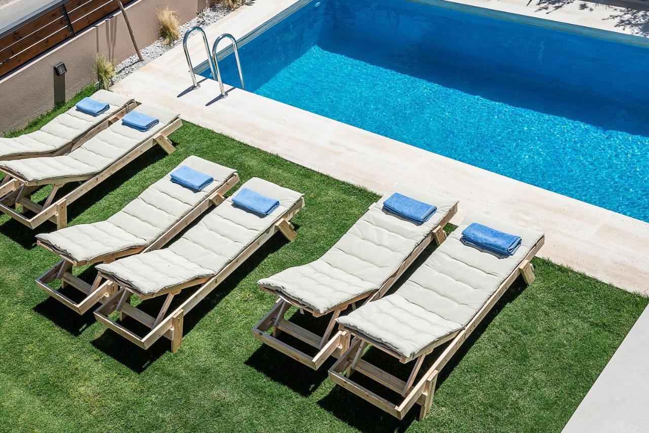 Fos Villa, A Luxe House With Private Heated Pool Galatás 외부 사진