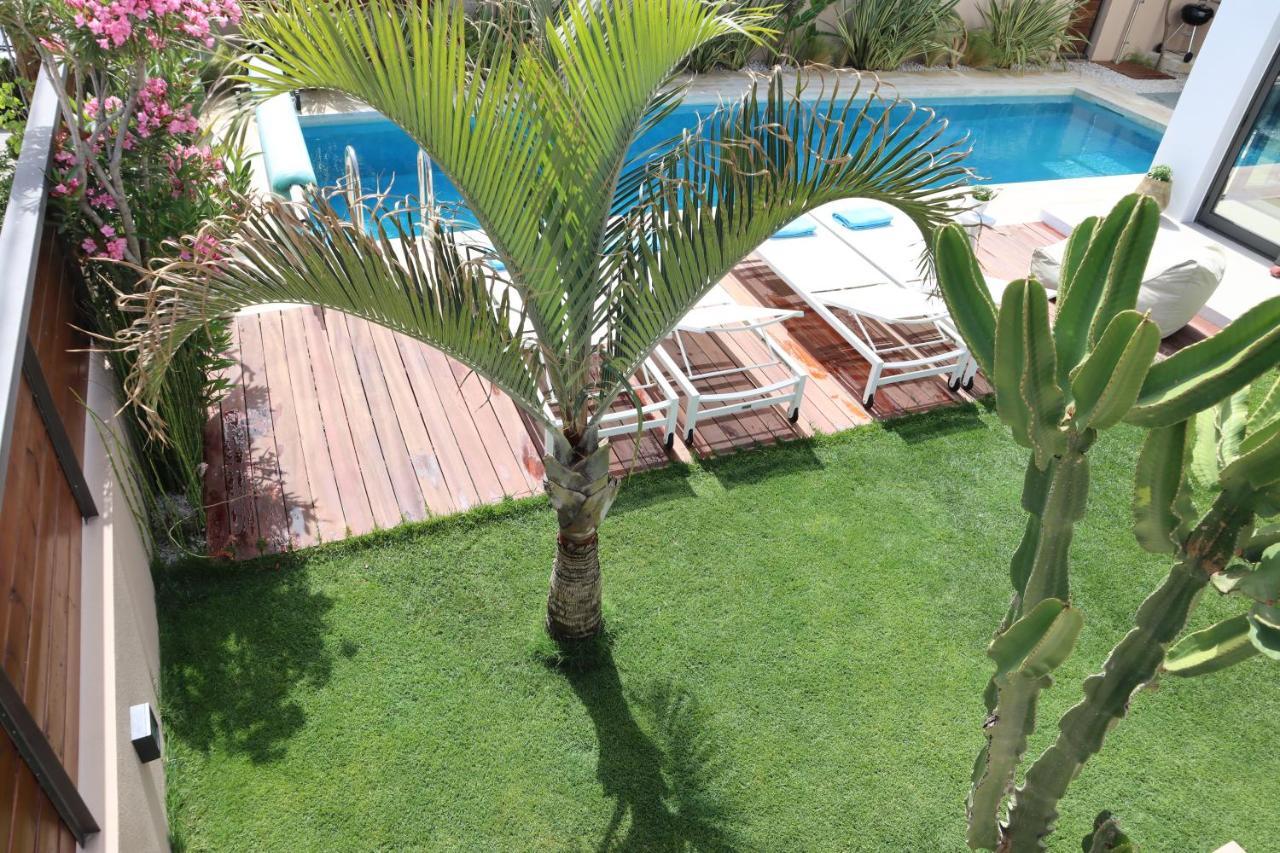 Fos Villa, A Luxe House With Private Heated Pool Galatás 외부 사진